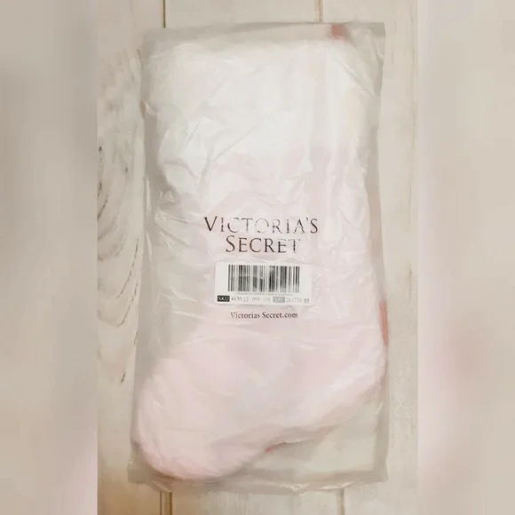 VS PINK Christmas Stocking 🌟Limited Edition!🌟 - Picture 11 of 13